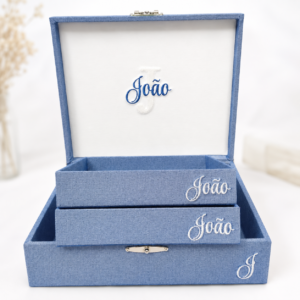 Kit Luxo Caixa Maternidade Personalizada Menino João com 2 Bandejas