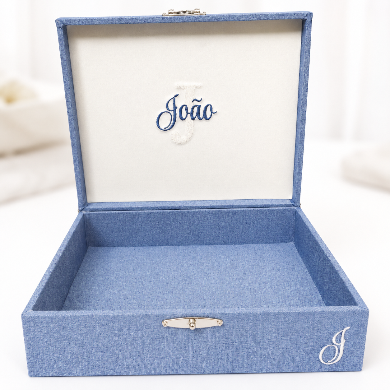 Kit Luxo Caixa Maternidade Personalizada Menino João com 2 Bandejas - Imagem 2